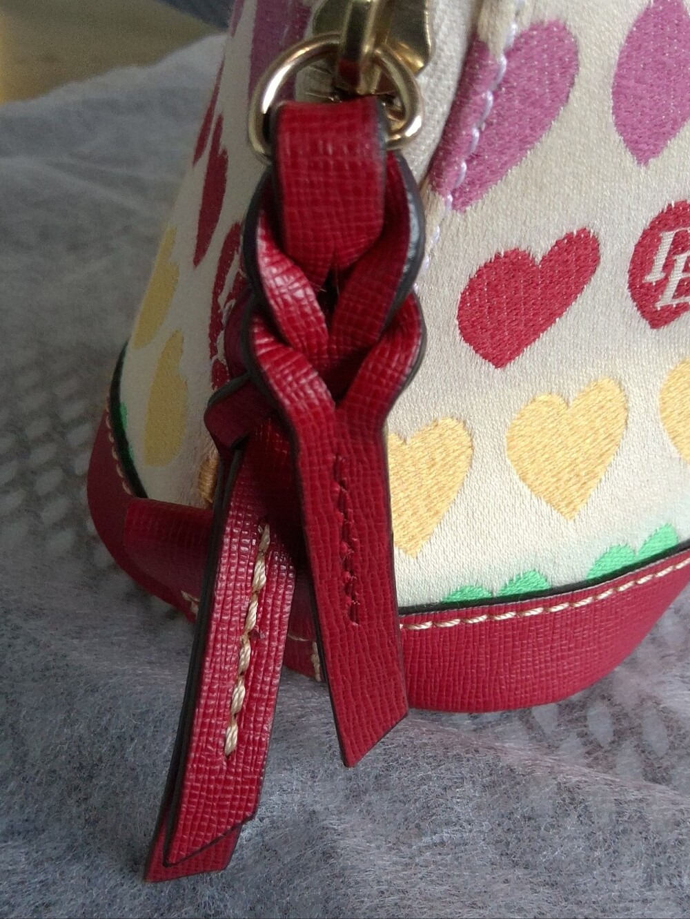 Dooney & Bourke Vintage Multicolor Heart Print Crossbody & Wristlet - Picture 16 of 16